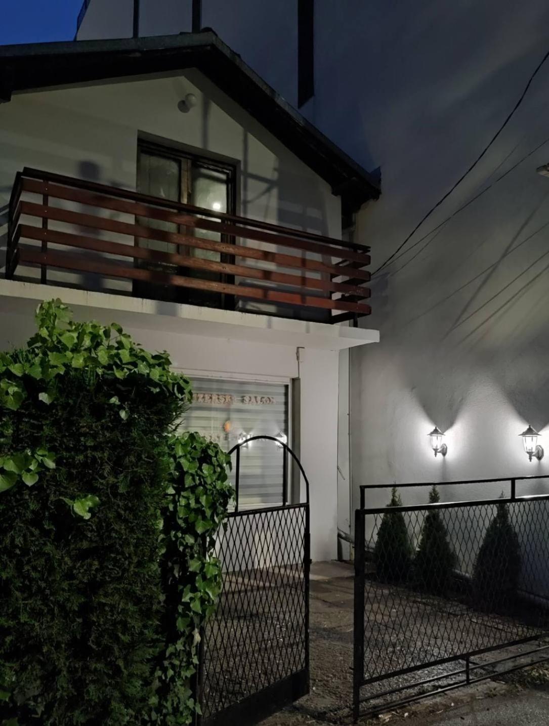 Kum Apartment Nisz Zewnętrze zdjęcie